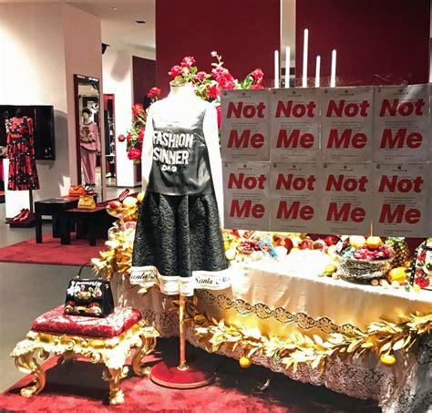 dolce and gabbana china burning